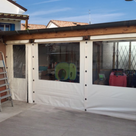 Veranda in Legno, PVC e Cristal